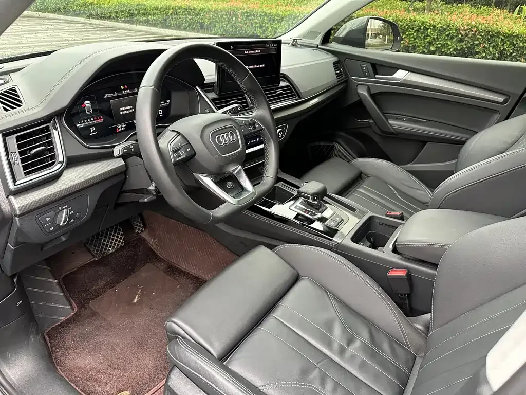 Audi Q5L 2023 из CN, фото 2