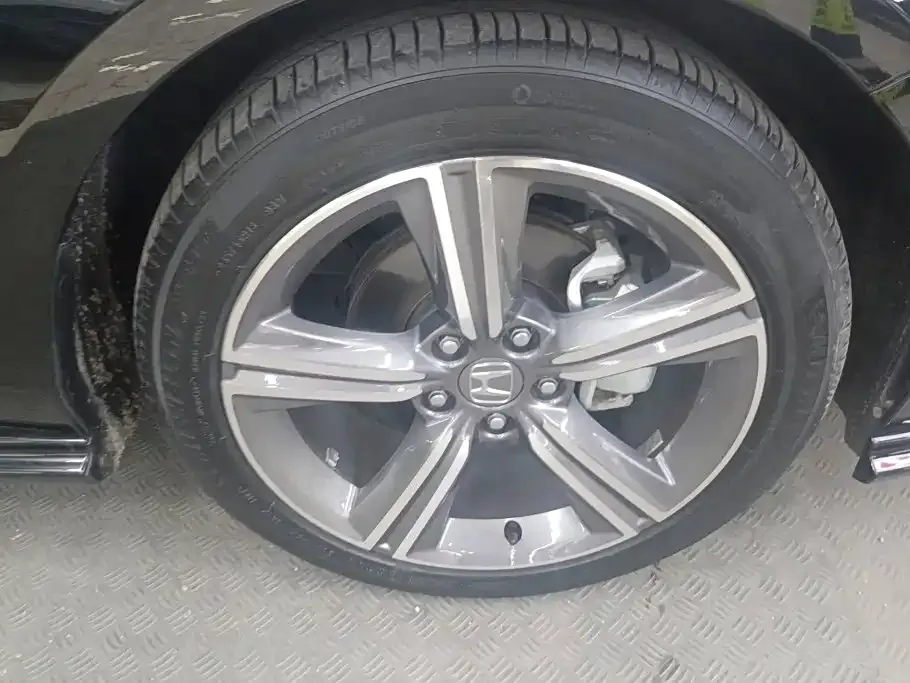 Honda Accord — фото 4
