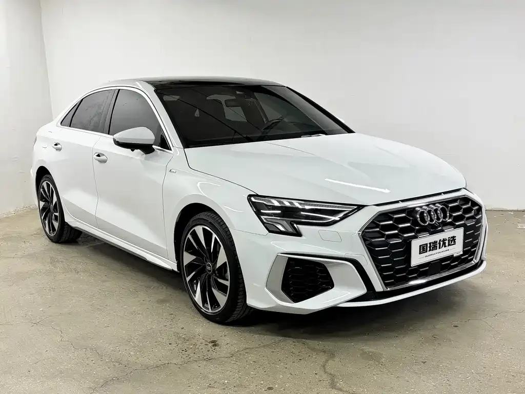 Audi A3 — фото 2