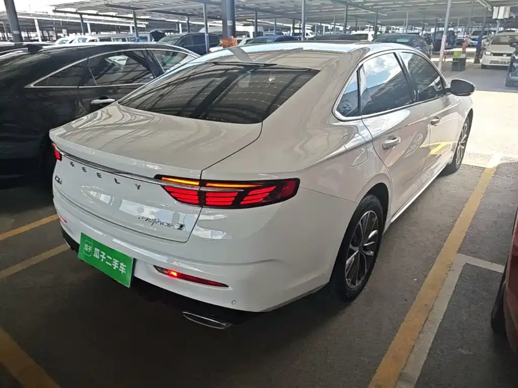 Geely Xingrui — фото 8