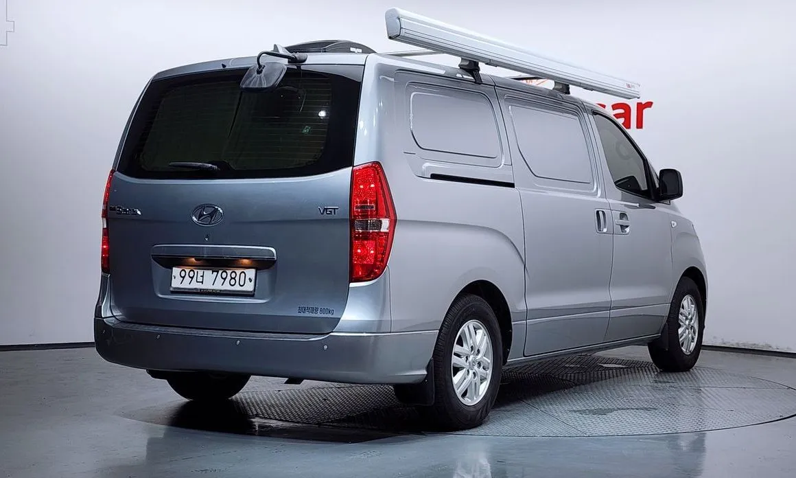 Hyundai Starex — фото 6
