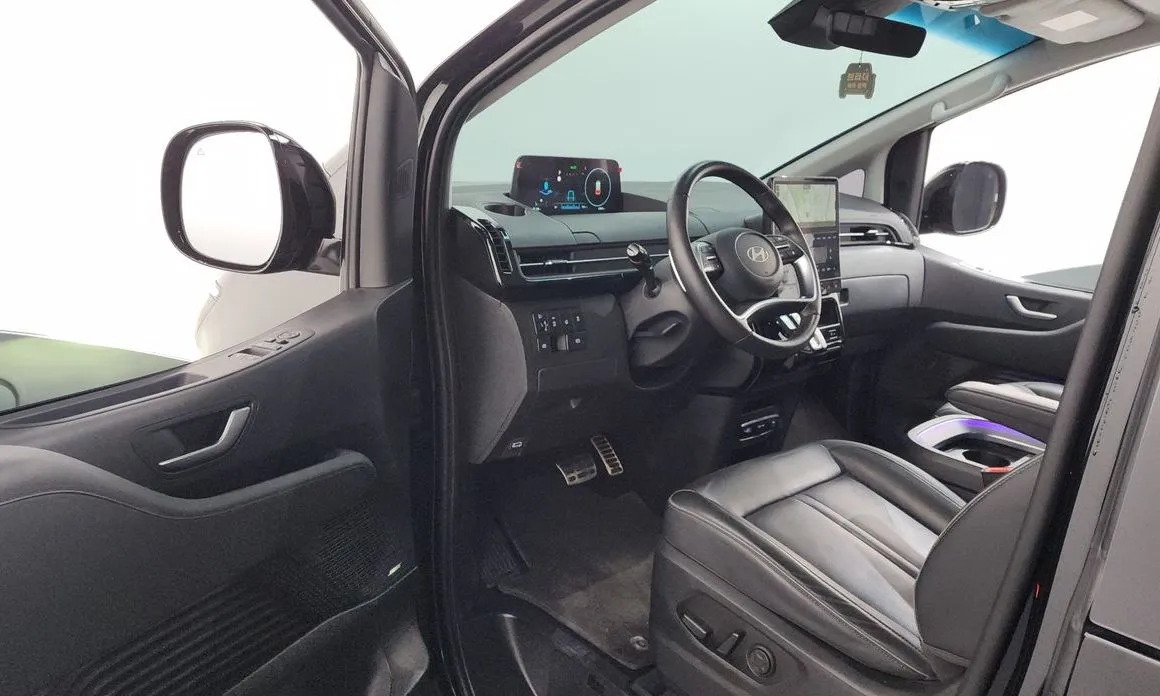 Hyundai Staria 2025 из KR, фото 7