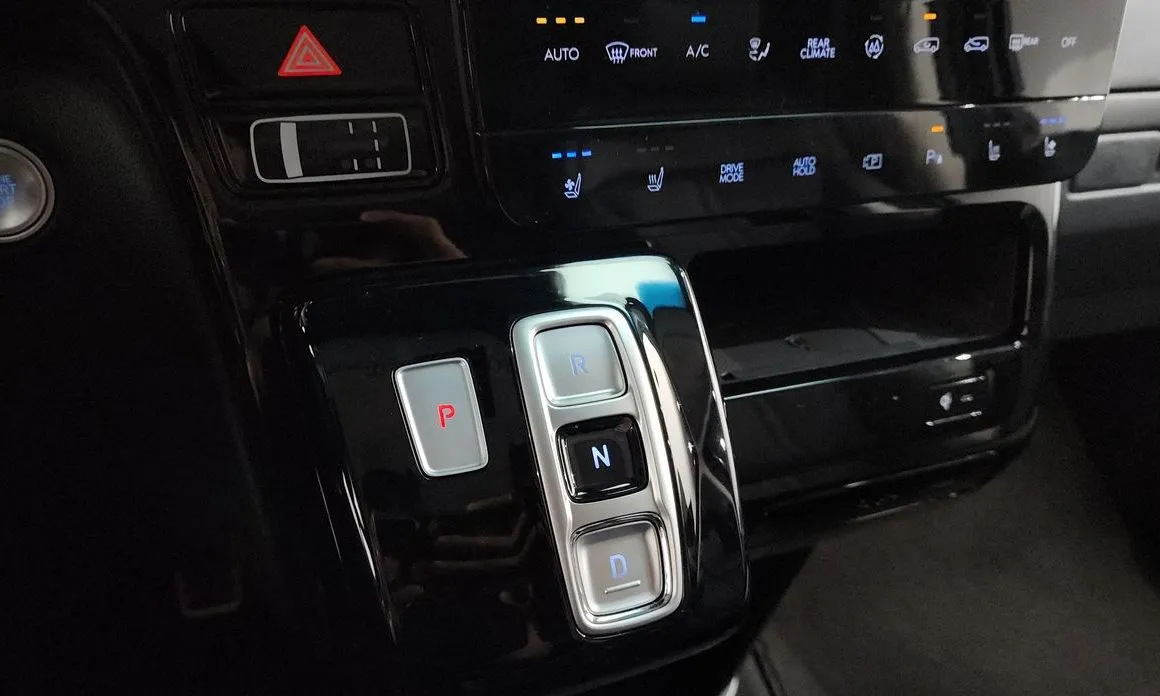 Hyundai Staria 2025 из KR, фото 9