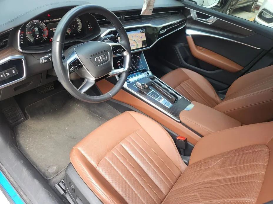 Audi A6 — фото 10
