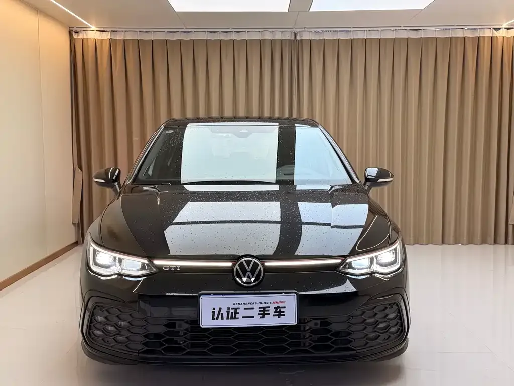 Volkswagen Golf GTI — фото 2