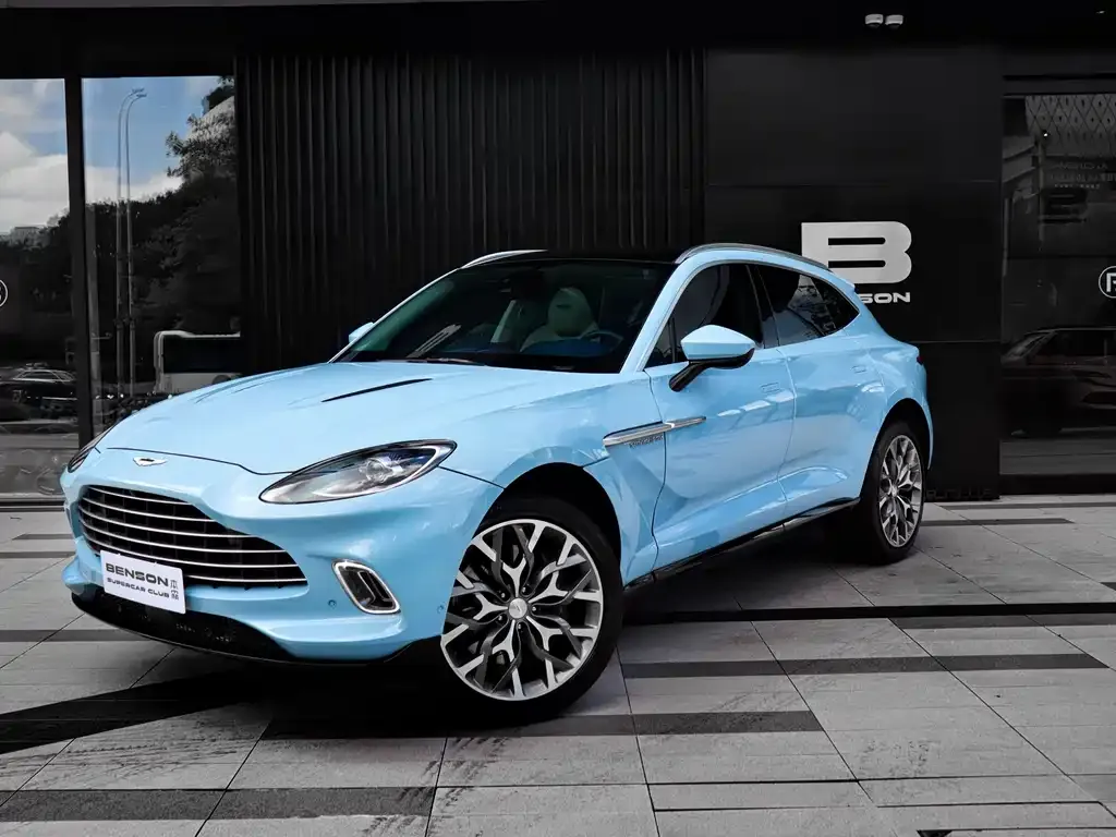 Aston Martin DBX — фото 6