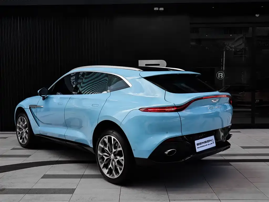 Aston Martin DBX — фото 4