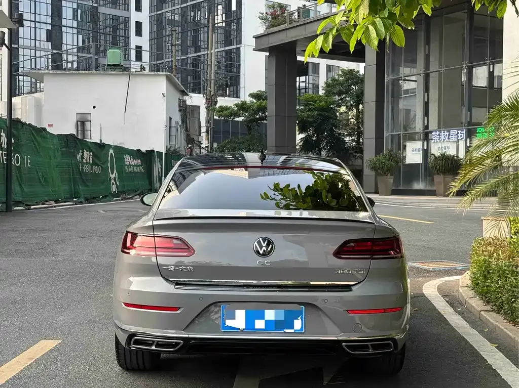 Volkswagen CC — фото 2