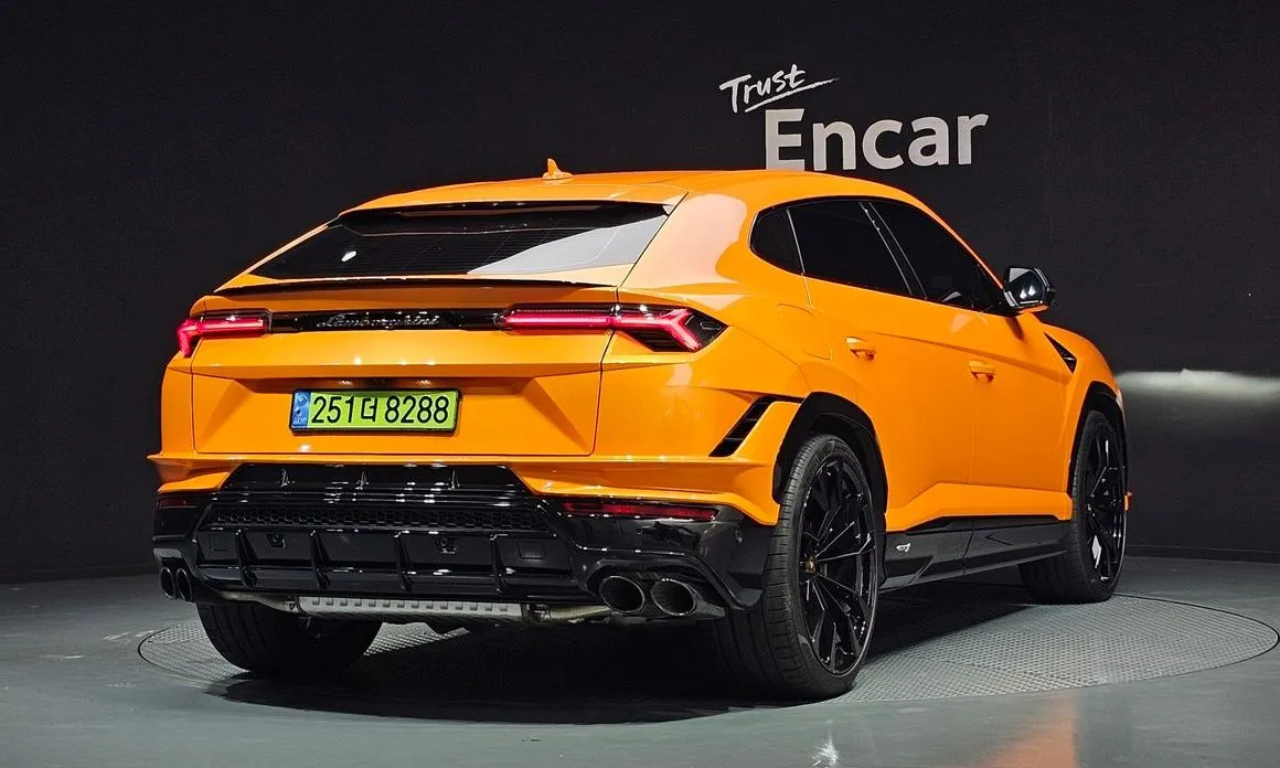 Lamborghini Urus — фото 7