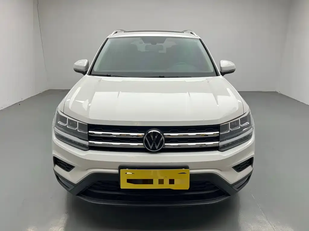 Volkswagen Tharu — фото 2