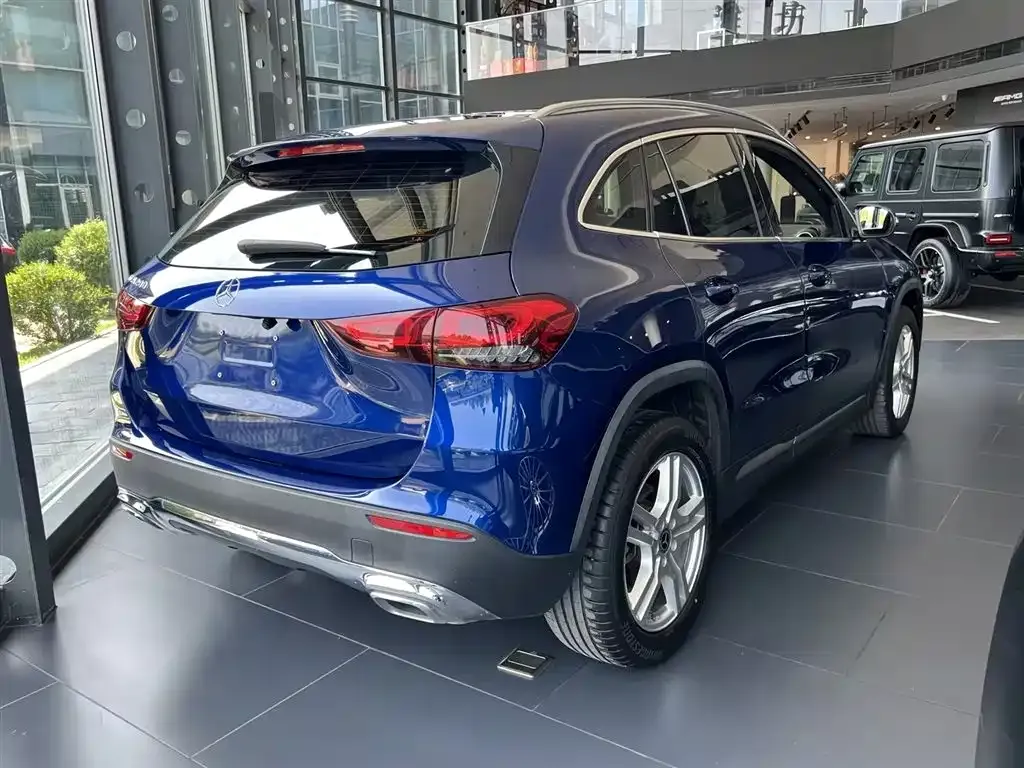 Mercedes-Benz GLA — фото 6