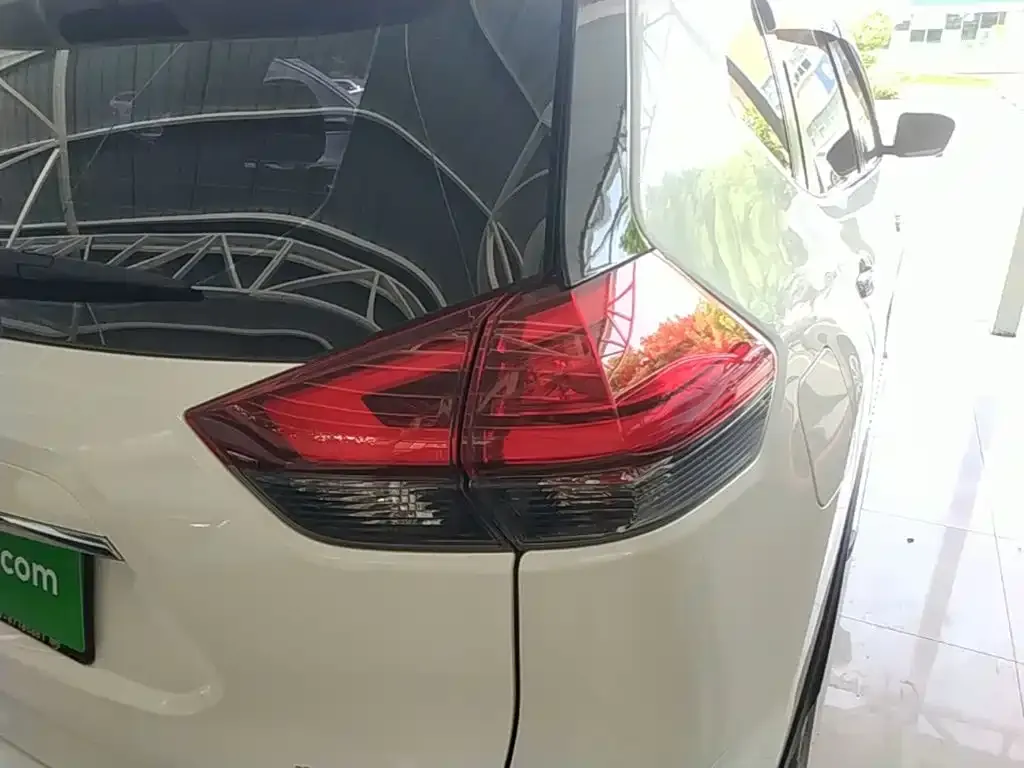 Nissan X-Trail 2023 из CN, фото 4