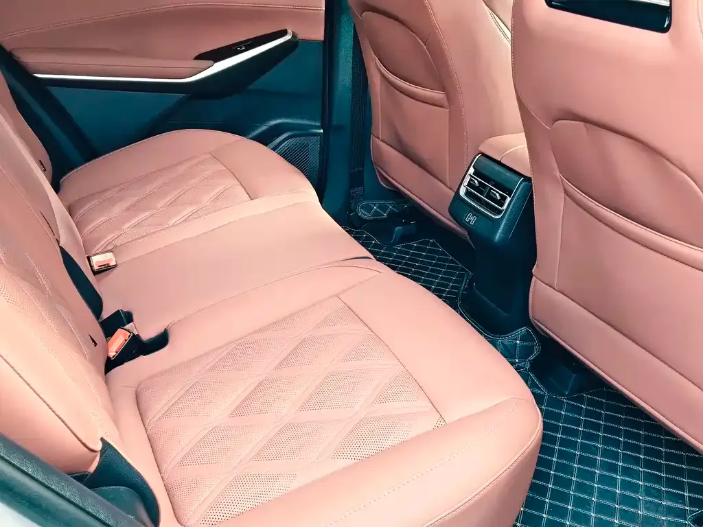 Changan CS75PLUS — фото 3