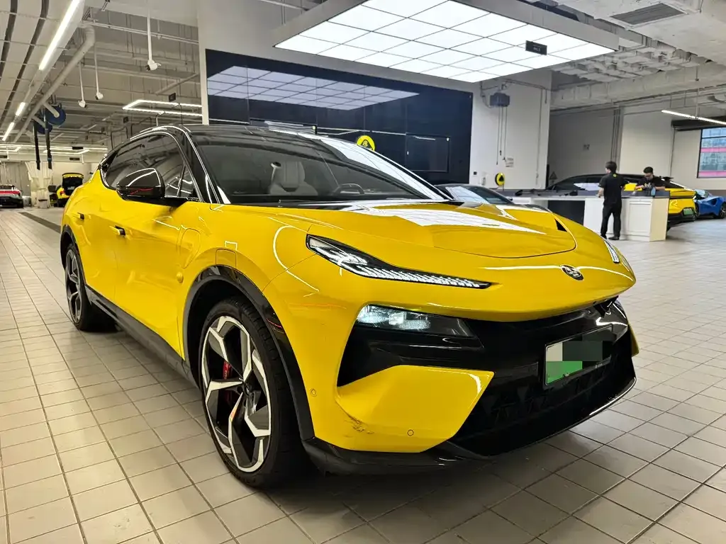 Lotus Eletre — фото 6