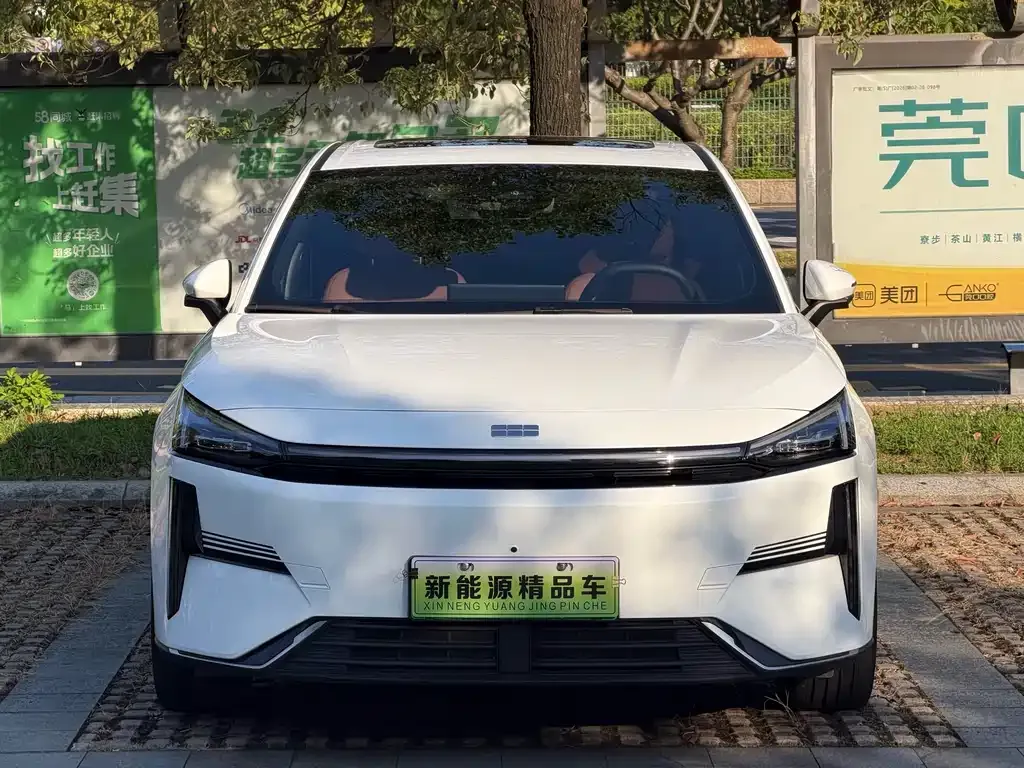 Geely Galaxy L6 — фото 10