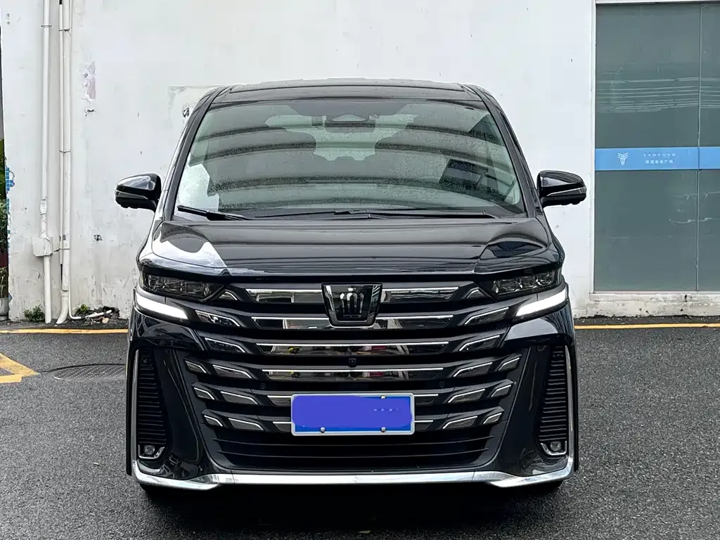 Toyota Vellfire — фото 6
