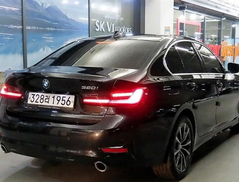 BMW 3-Series 2021 из KR, фото 10
