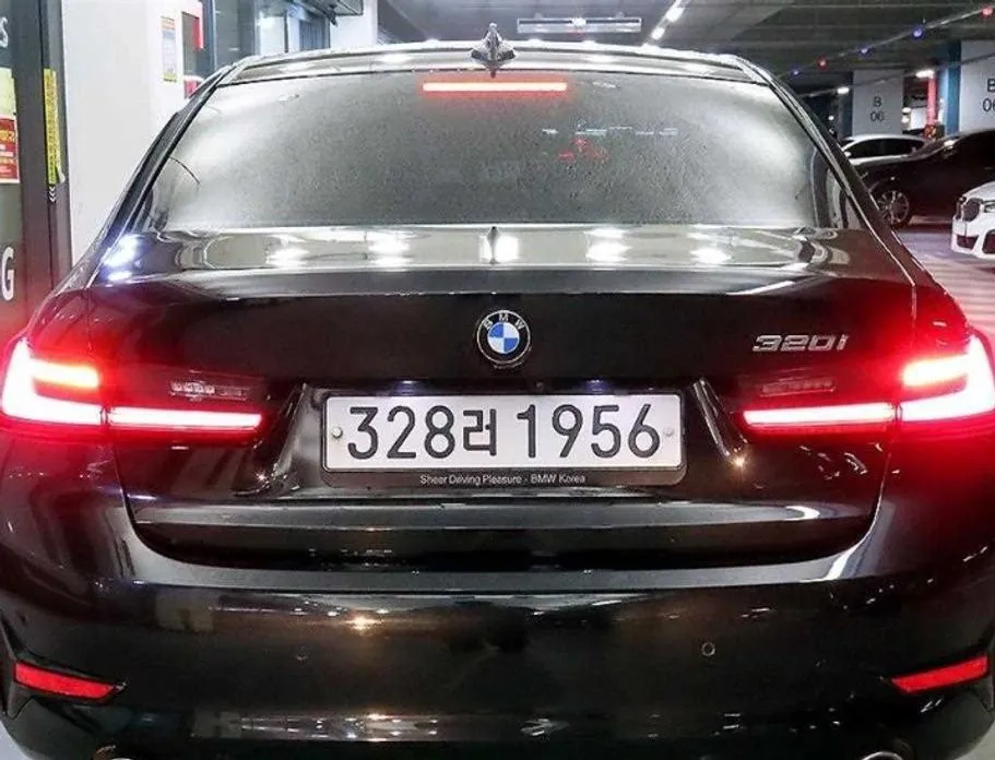 BMW 3-Series 2021 из KR, фото 9