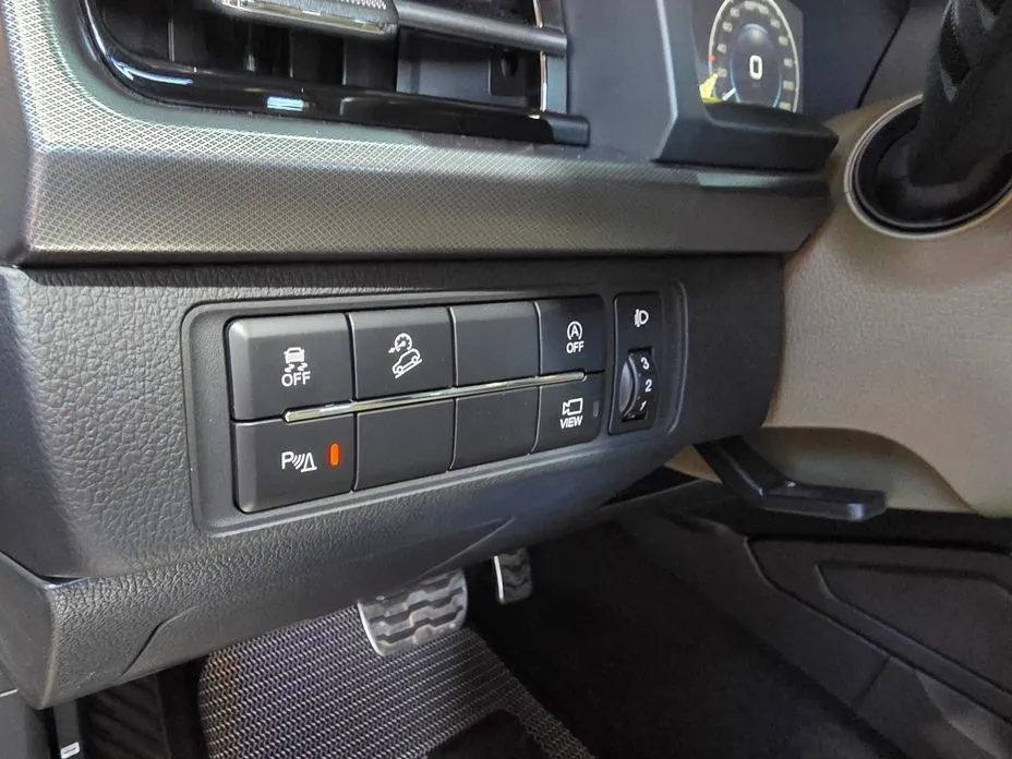 KG Mobility (Ssangyong) Rexton — фото 7