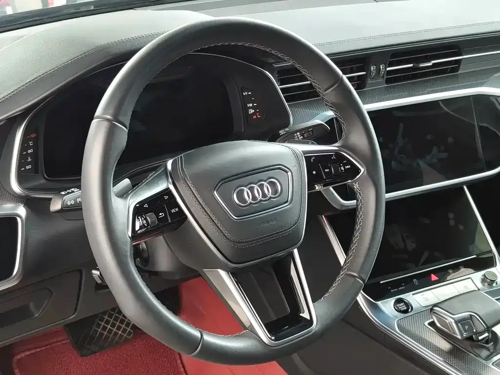 Audi A6L — фото 6