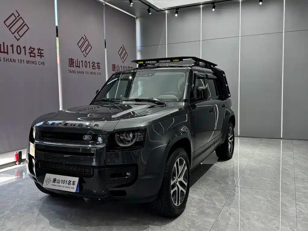 Land Rover Defender — фото 1