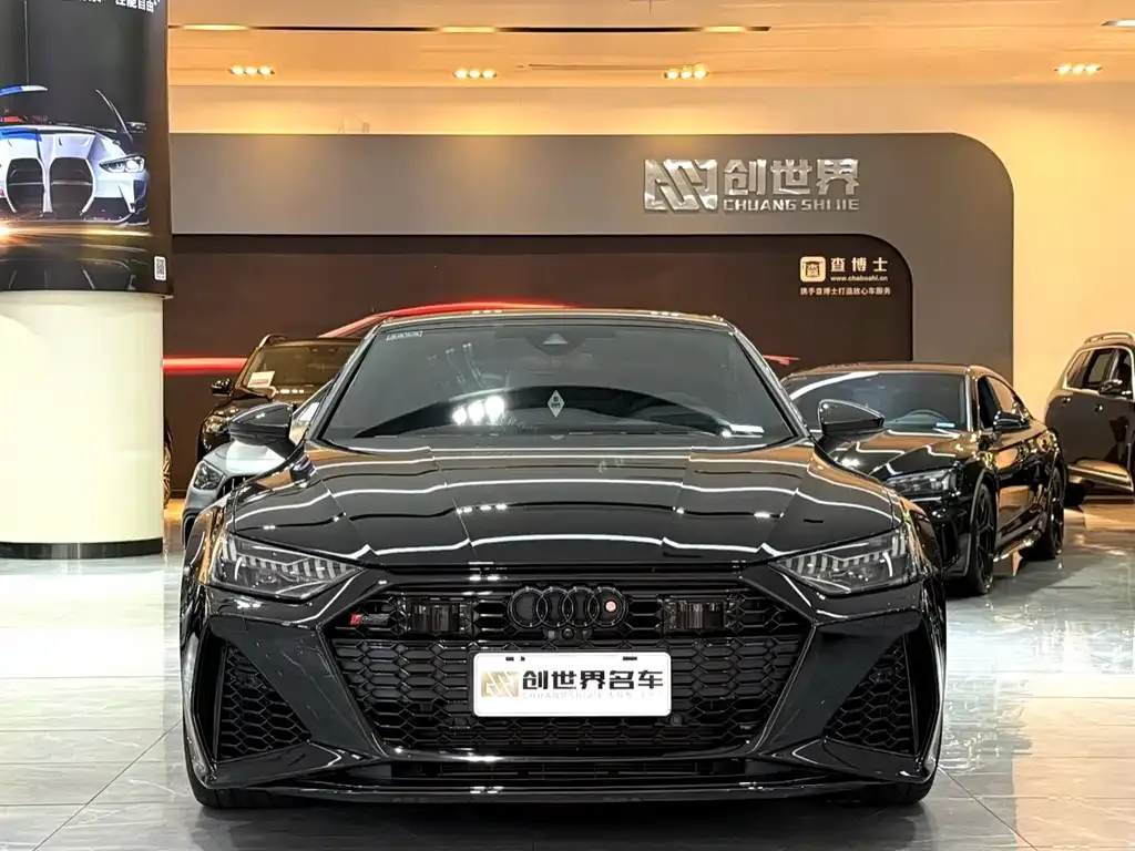 Audi RS 7 2024 из CN, фото 3