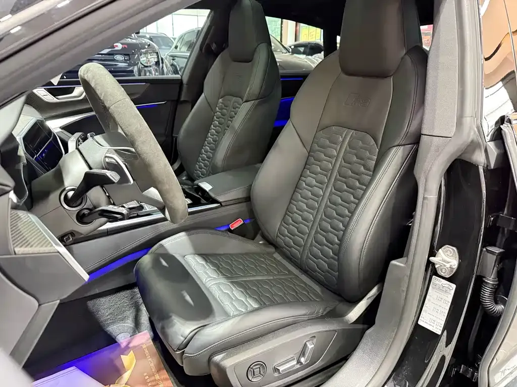 Audi RS 7 2024 из CN, фото 9