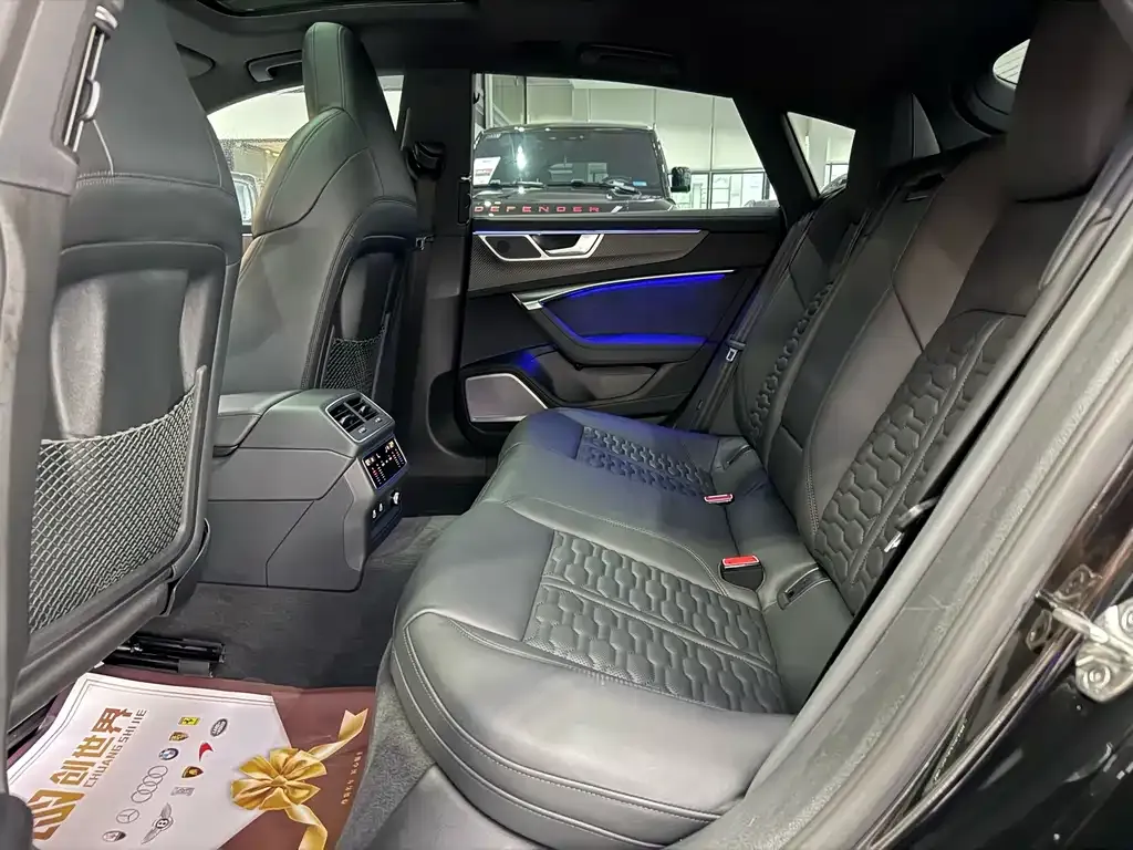 Audi RS 7 2024 из CN, фото 6
