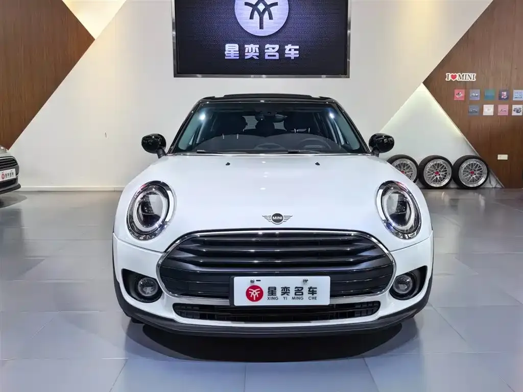 MINI Clubman — фото 7