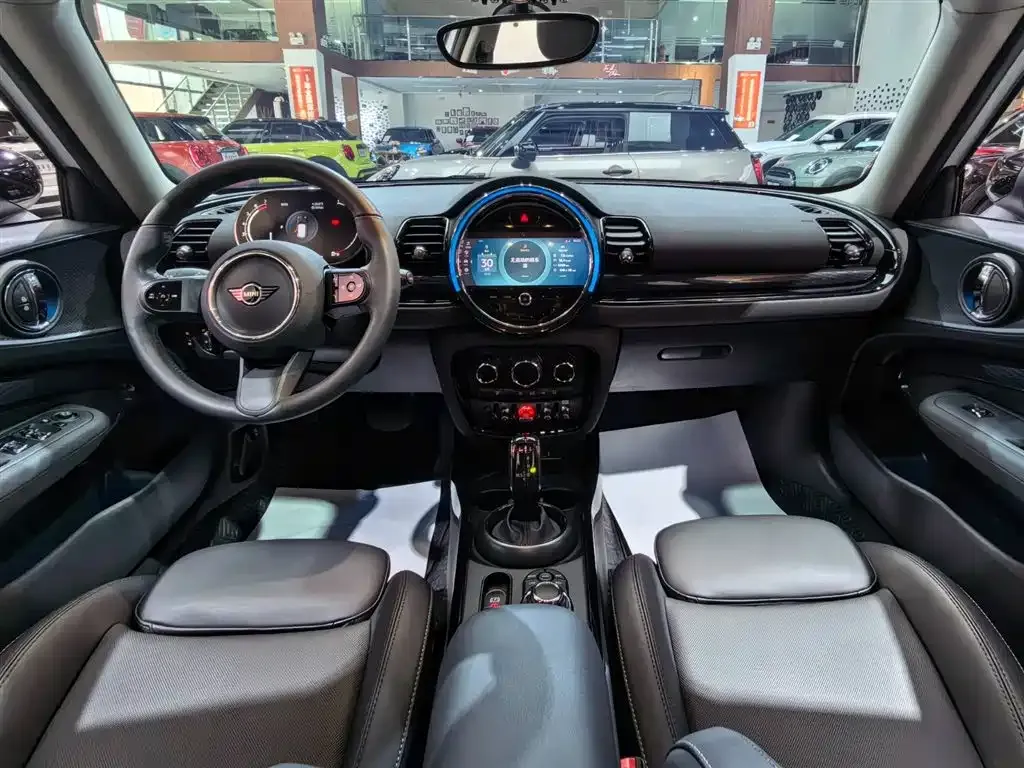 MINI Clubman — фото 6