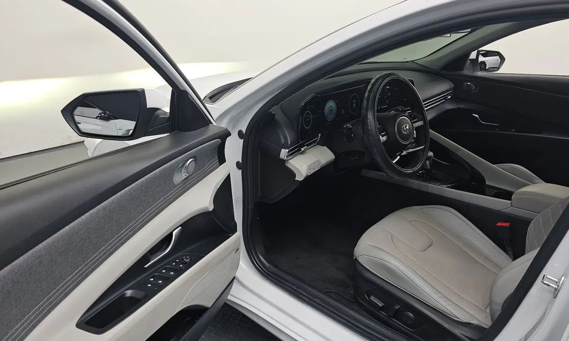 Hyundai AVANTE 2023 из KR, фото 10