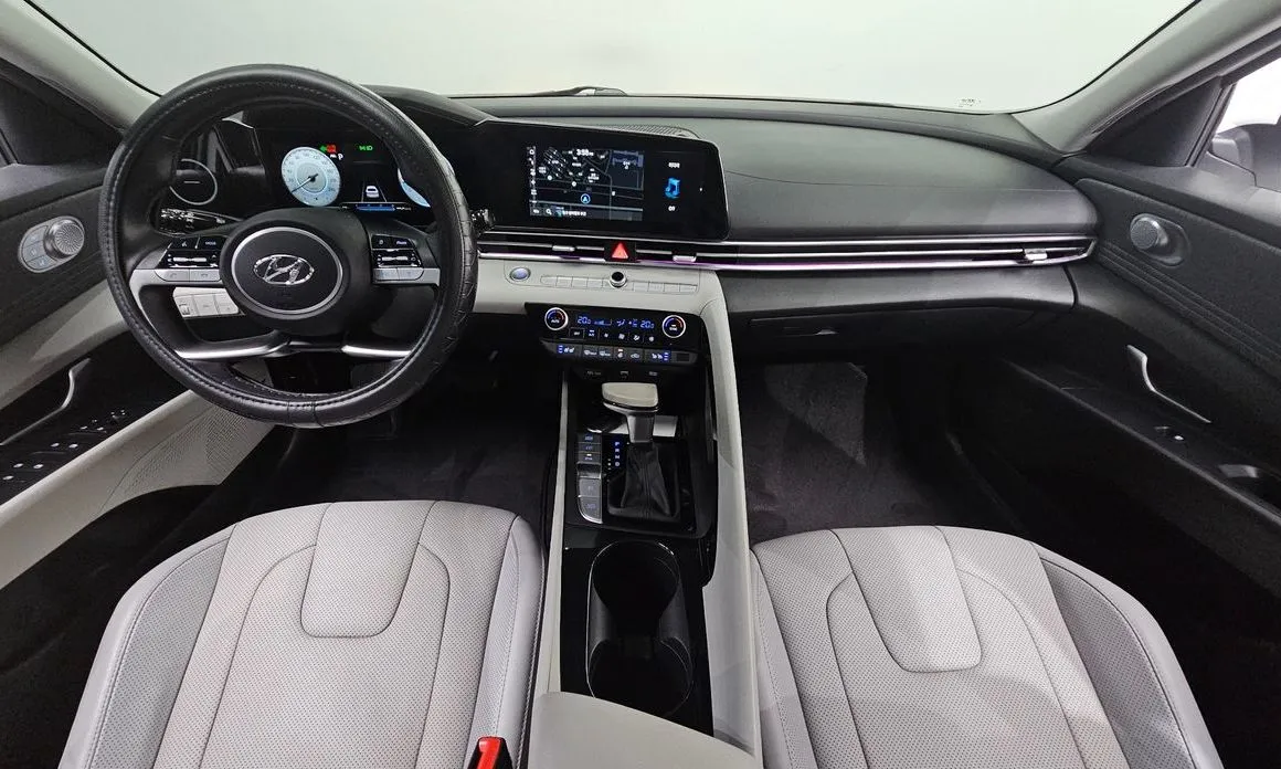 Hyundai AVANTE 2023 из KR, фото 9