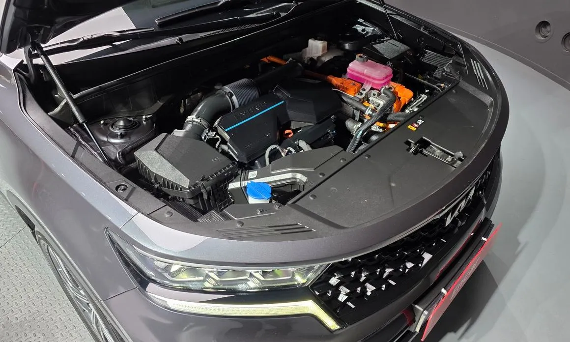 Kia Sorento — фото 6