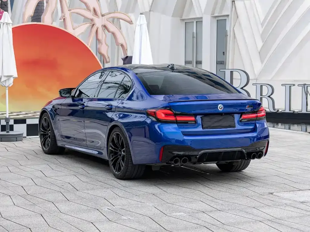 BMW M5 — фото 3