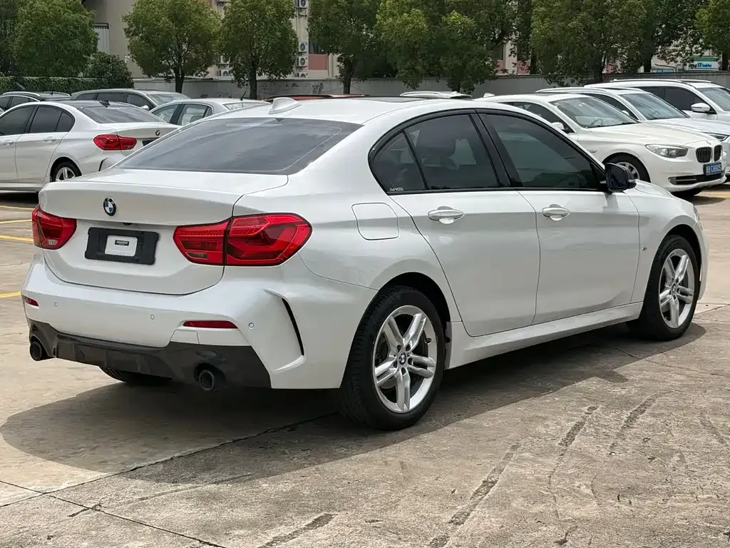 BMW 1 Series — фото 10