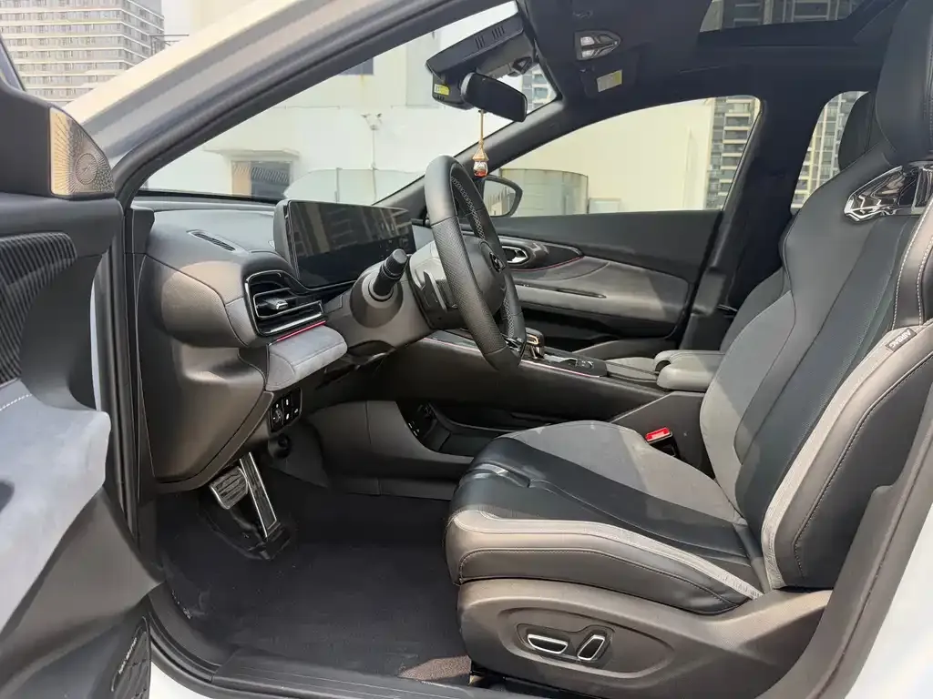 GAC Motor Shadow Leopard — фото 5