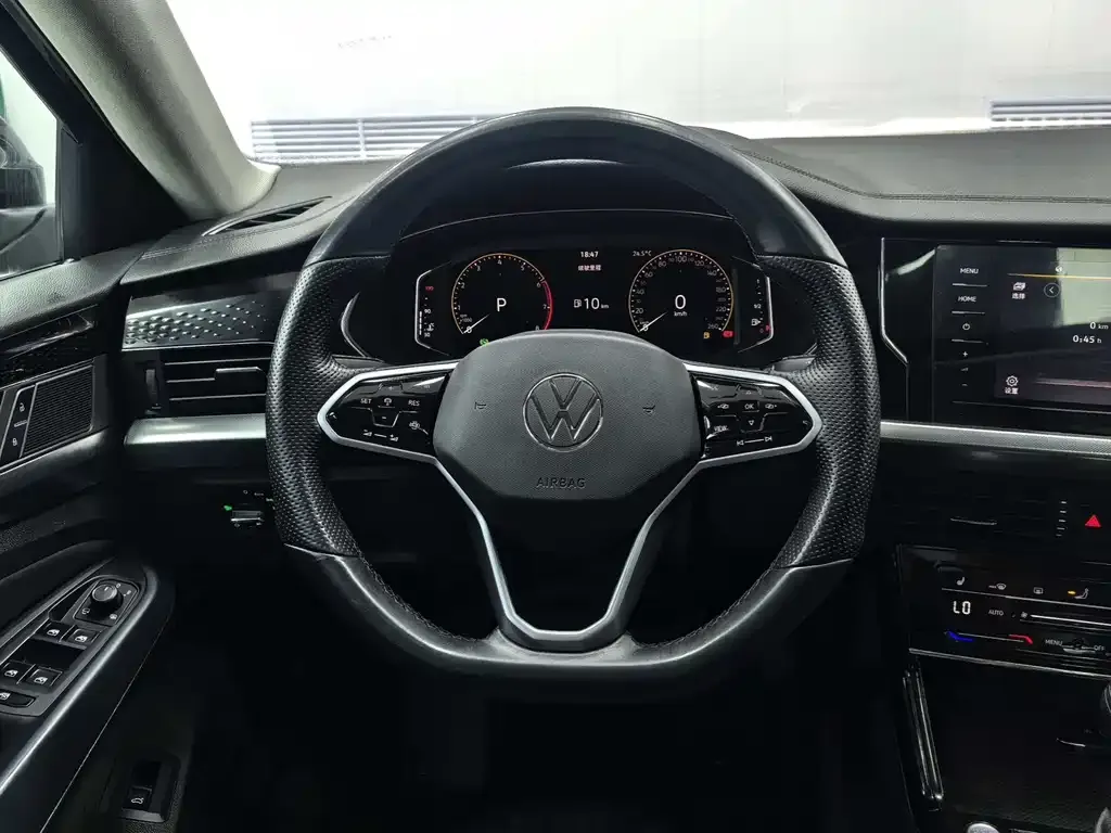 Volkswagen Passat — фото 5