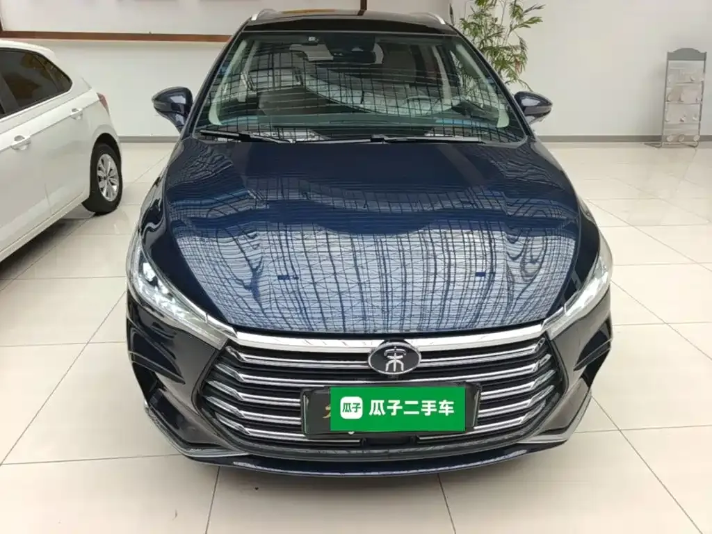 BYD MAX New Energy — фото 4