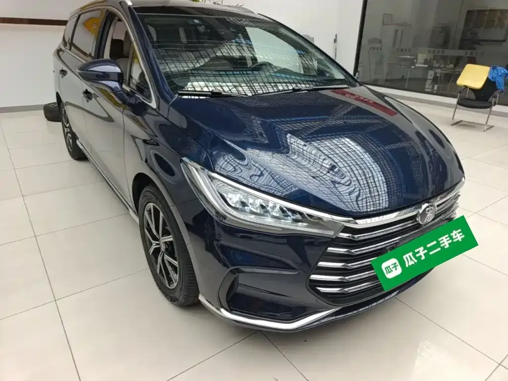 BYD MAX New Energy — фото 3