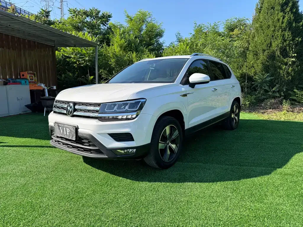 Volkswagen Tharu — фото 1