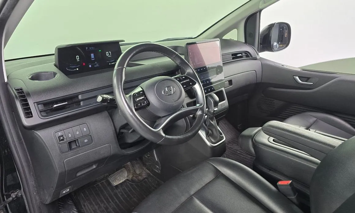 Hyundai Staria — фото 4