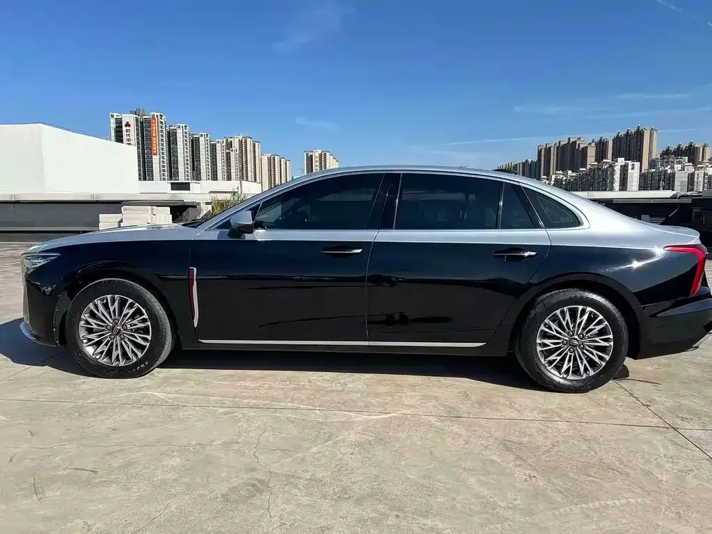 Hongqi H5 — фото 4