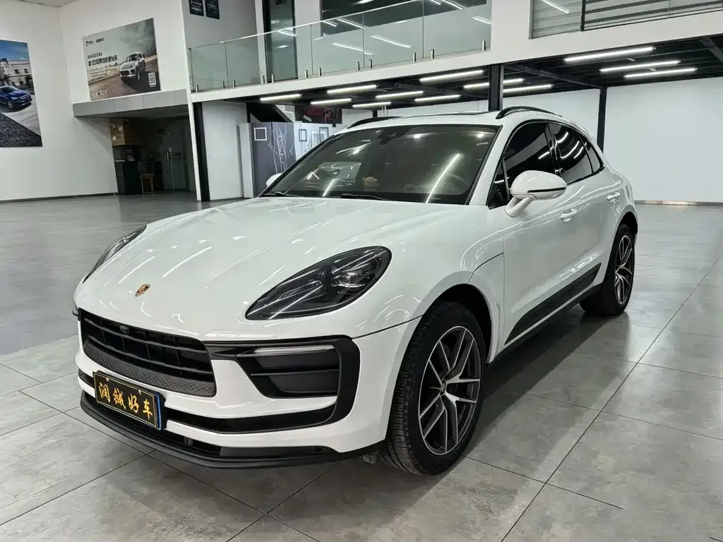 Porsche Macan — фото 1