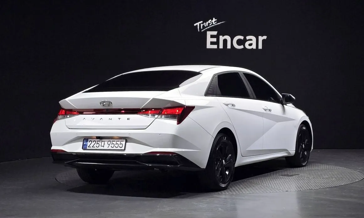Hyundai AVANTE — фото 5