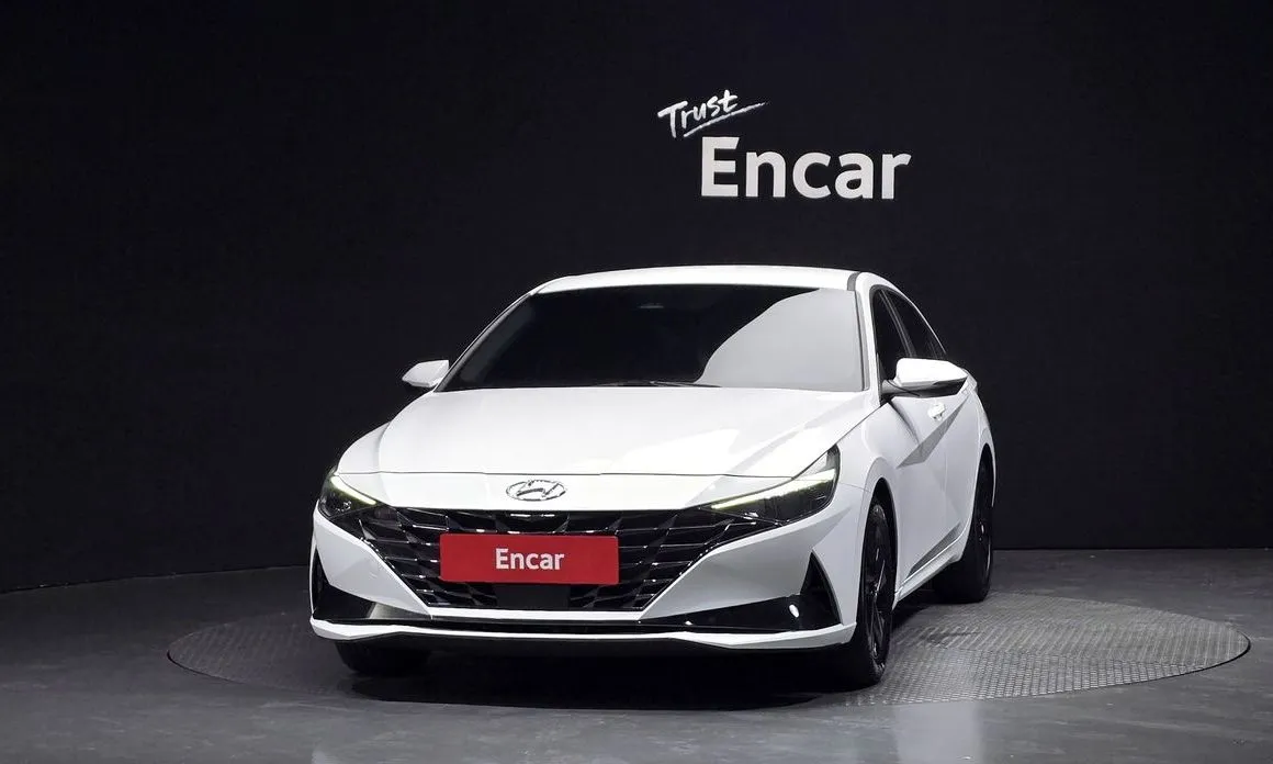 Hyundai AVANTE — фото 2