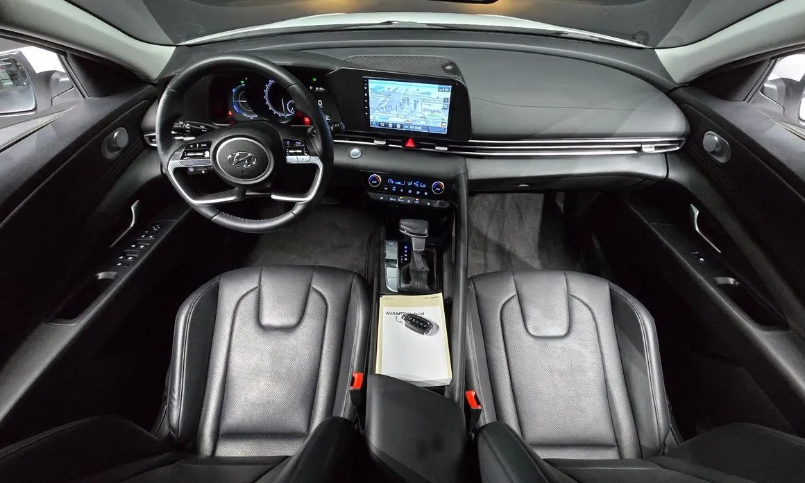 Hyundai AVANTE — фото 3