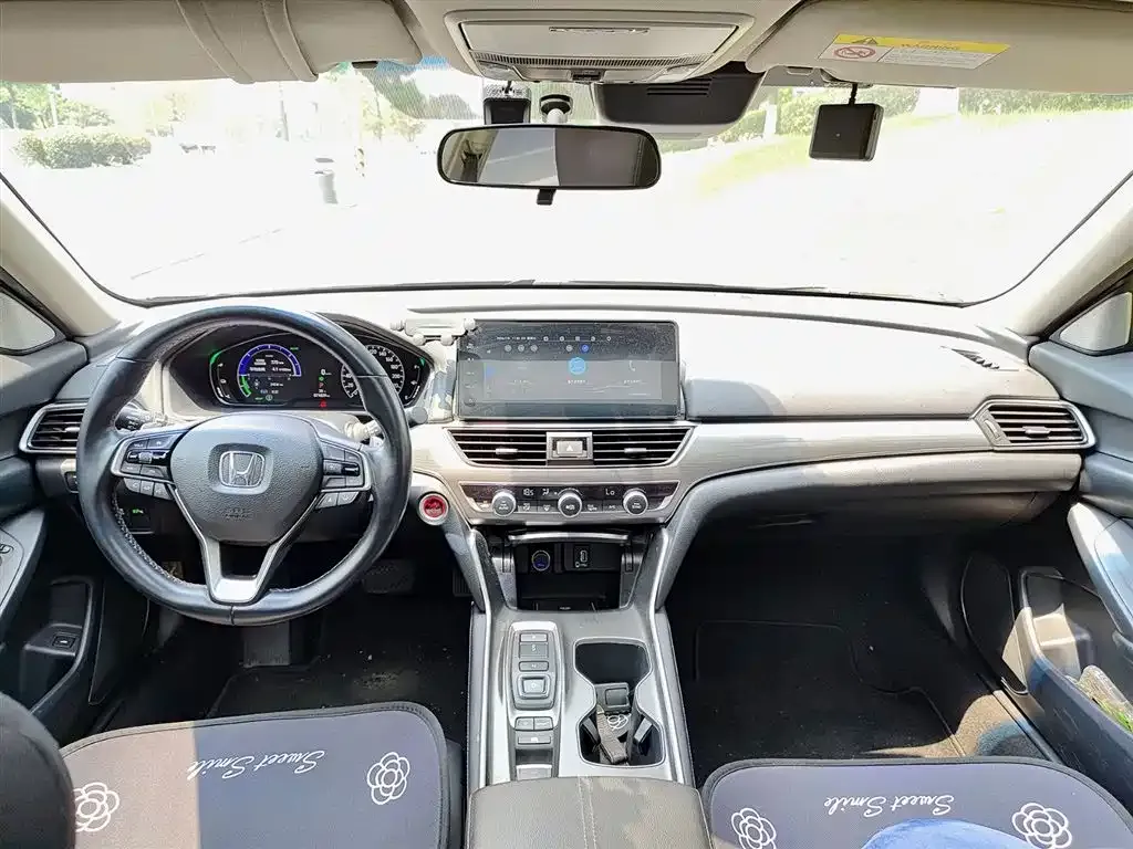 Honda Accord — фото 4
