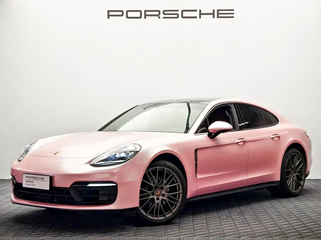 Porsche Panamera — фото 1