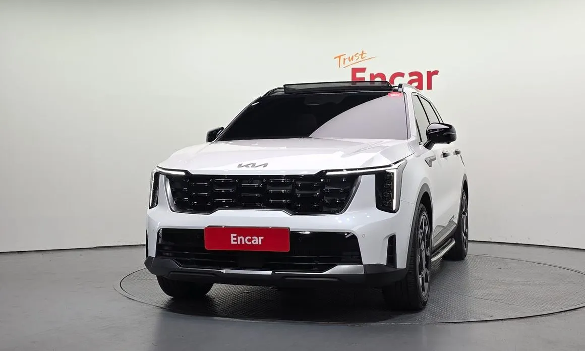 Kia Sorento — фото 6