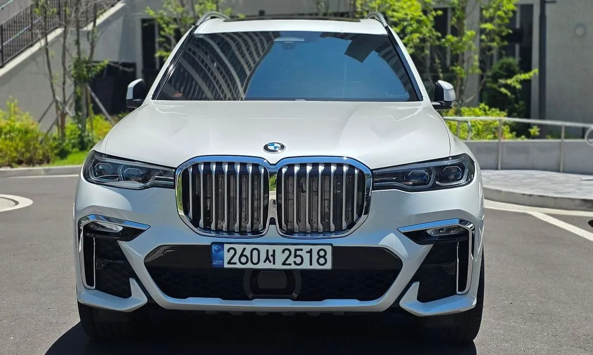 BMW X7 — фото 6
